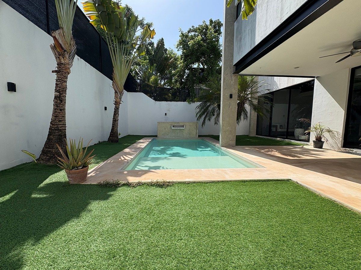 House in Gated Community in Parque Natura, Mérida, photo 15 of 19