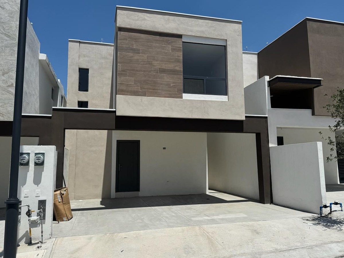 Casa en Dominio Cumbres, García, foto 3 de 22