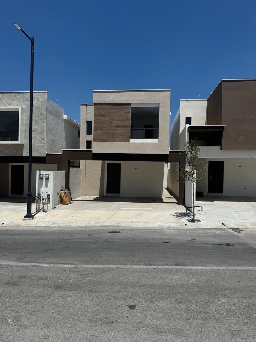 Casa en Dominio Cumbres, García, foto 2 de 22