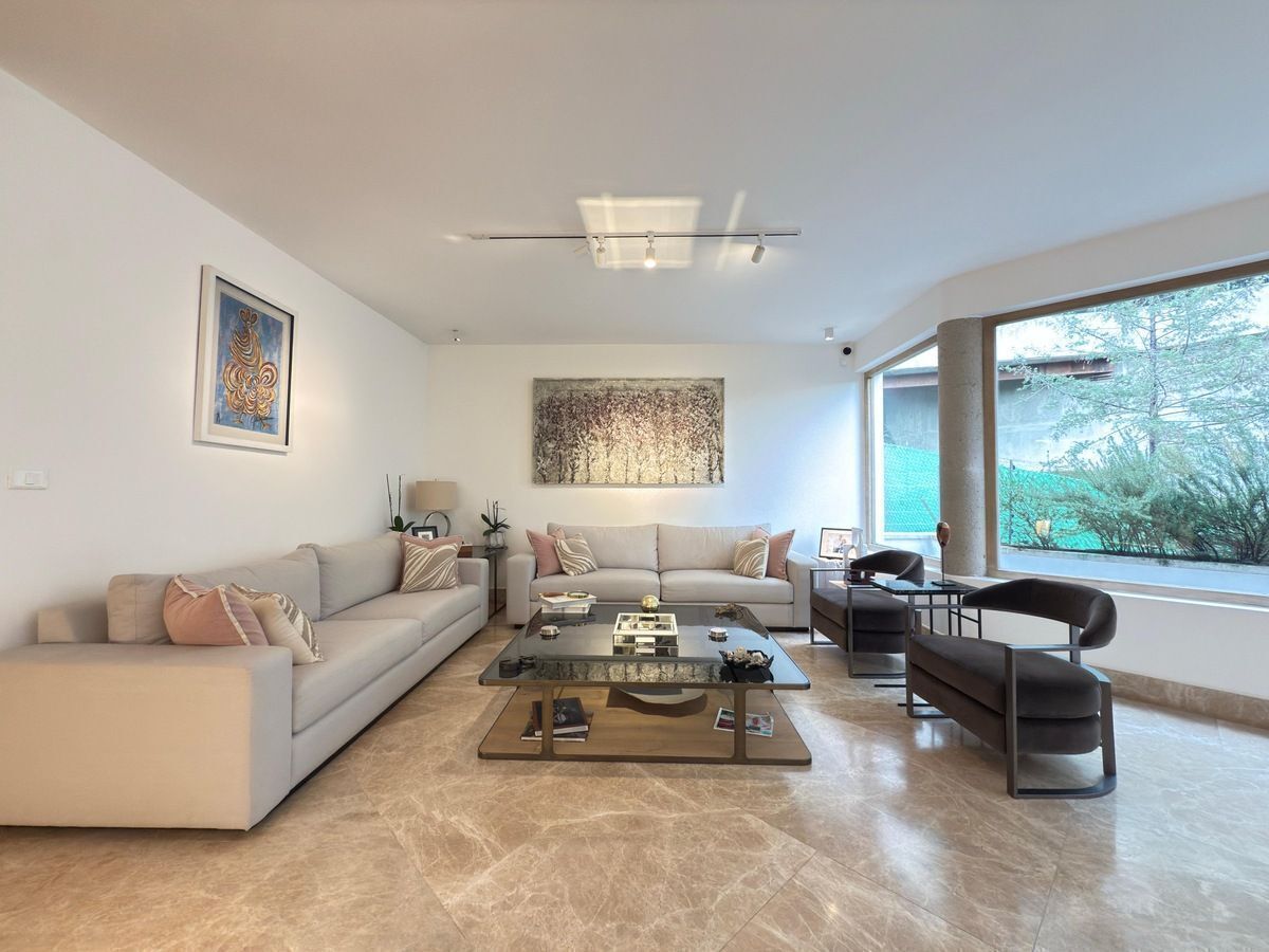 House in Gated Community in Bosques de las Lomas, Cuajimalpa de Morelos, photo 2 of 23