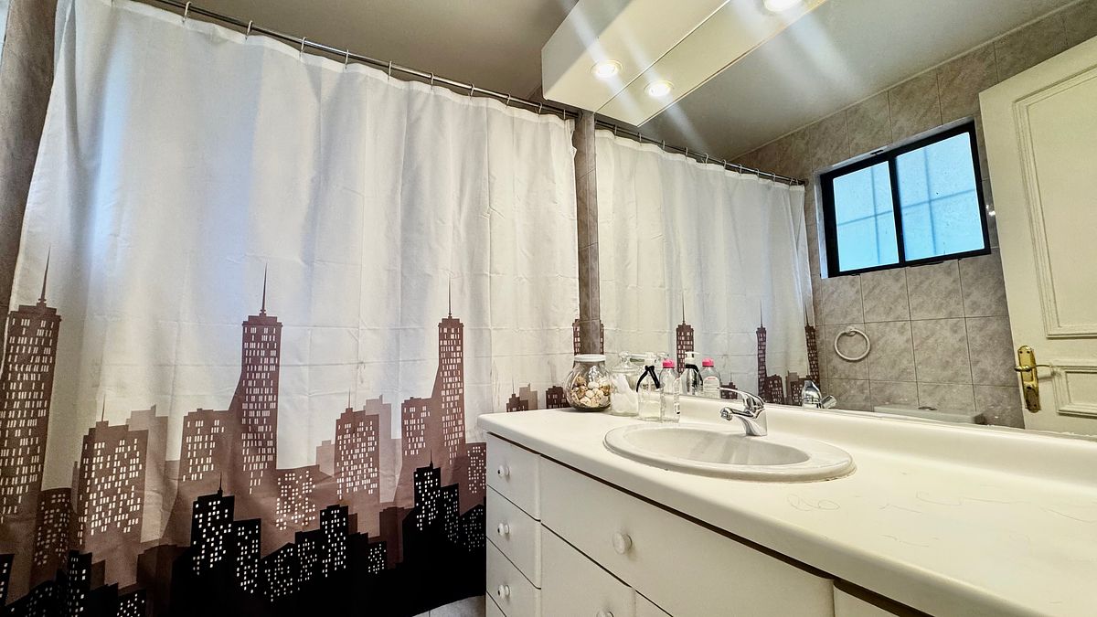 Baño principal, foto 14 de 27