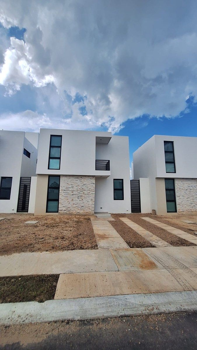 Casa Nueva equipada en Renta al Norte de Mérida., foto 1 de 31