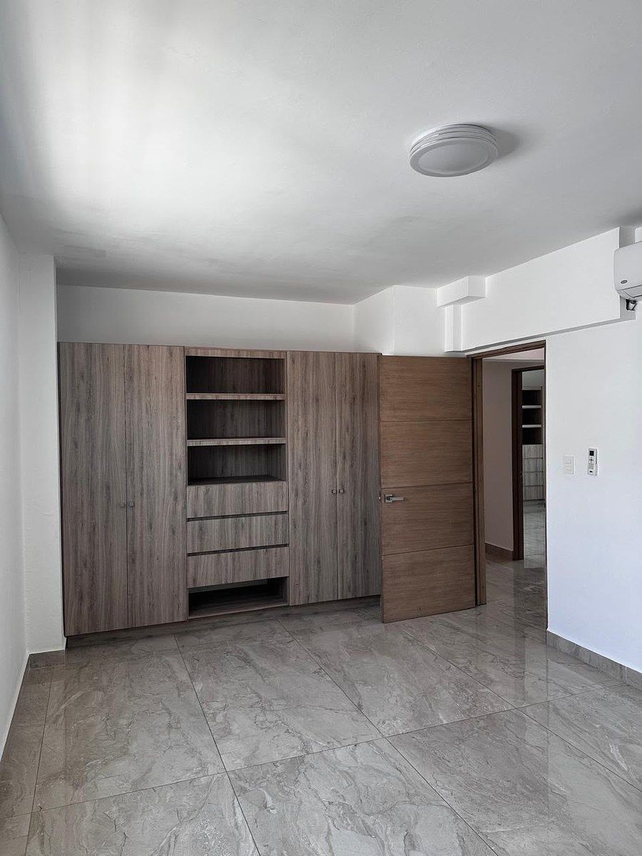 Apartment in Roma, Monterrey, photo 5 of 9