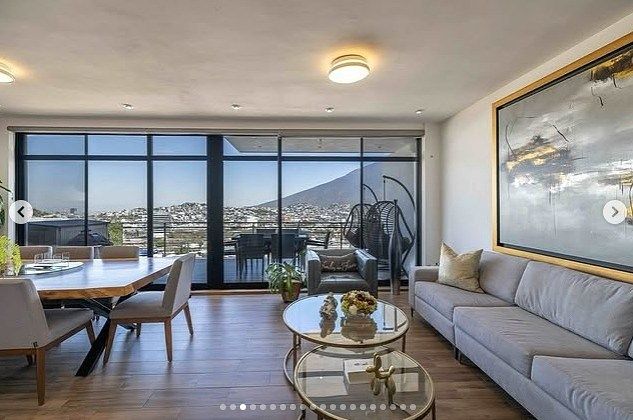 Casa em Mirador Residencial, Monterrey, foto 2 de 23