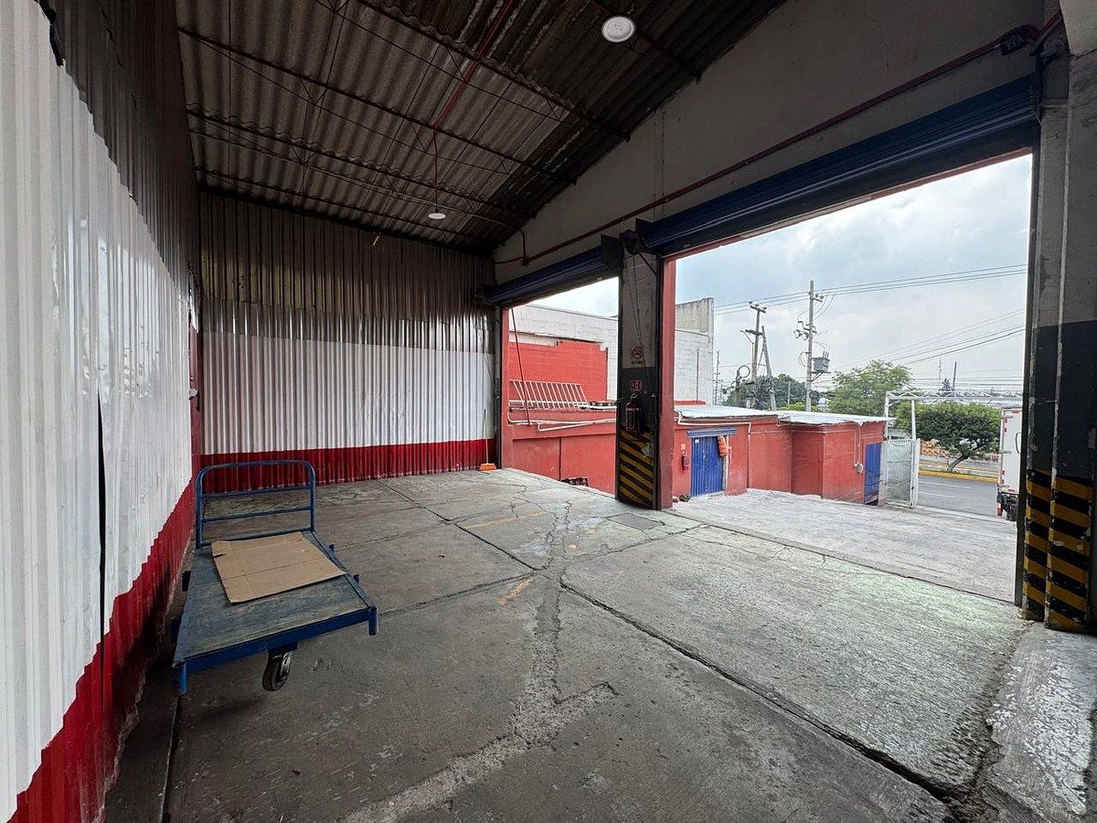 Bodega industrial en Los Reyes, Tlalnepantla de Baz, foto 9 de 10