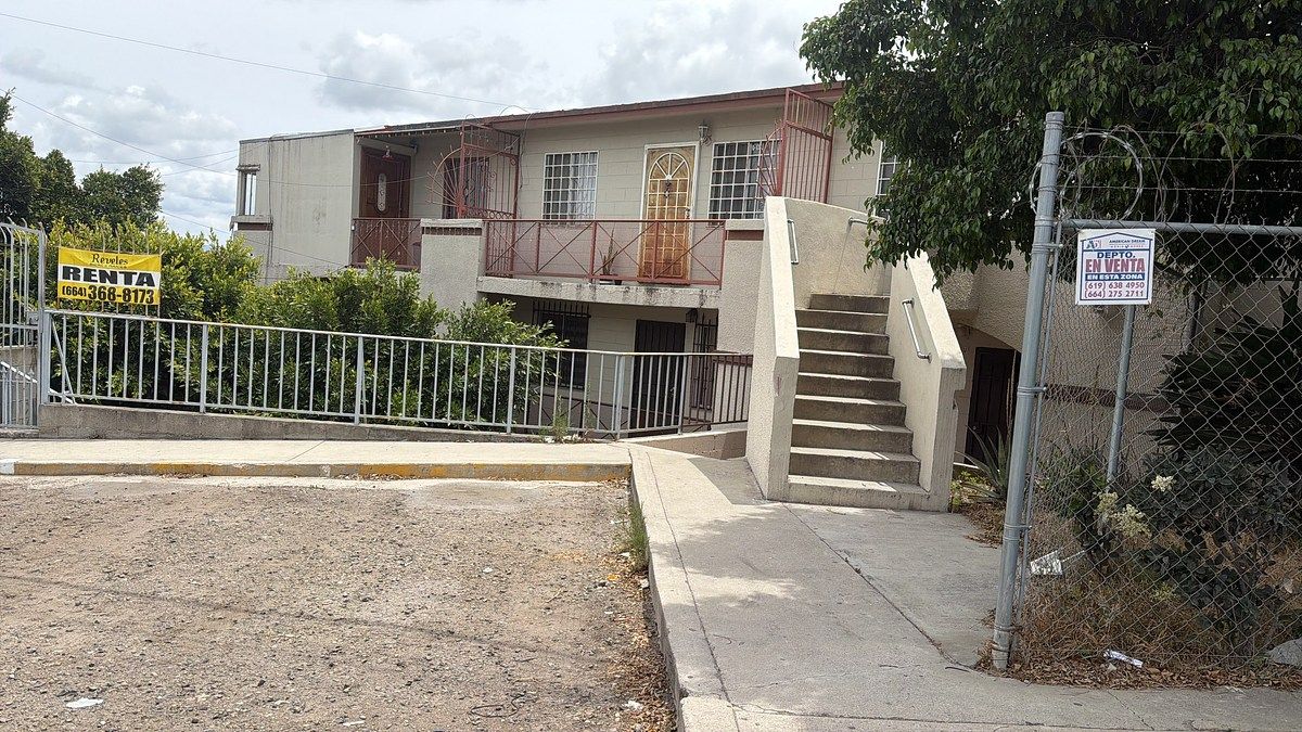 ESTE APARTAMENTO PARA ALUGAR – COLINAS DE AGUA CALIENTE, foto 1 de 15