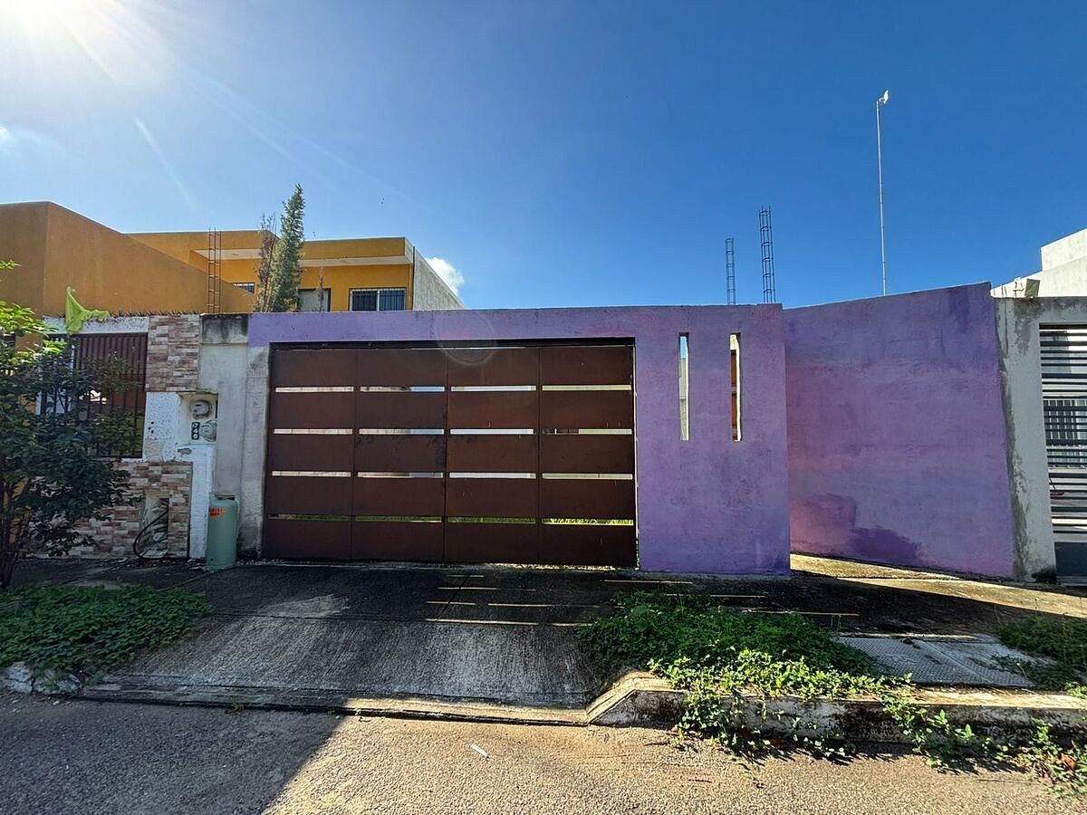 House for sale in front of the park in Caucel | AFR |, photo 1 of 10