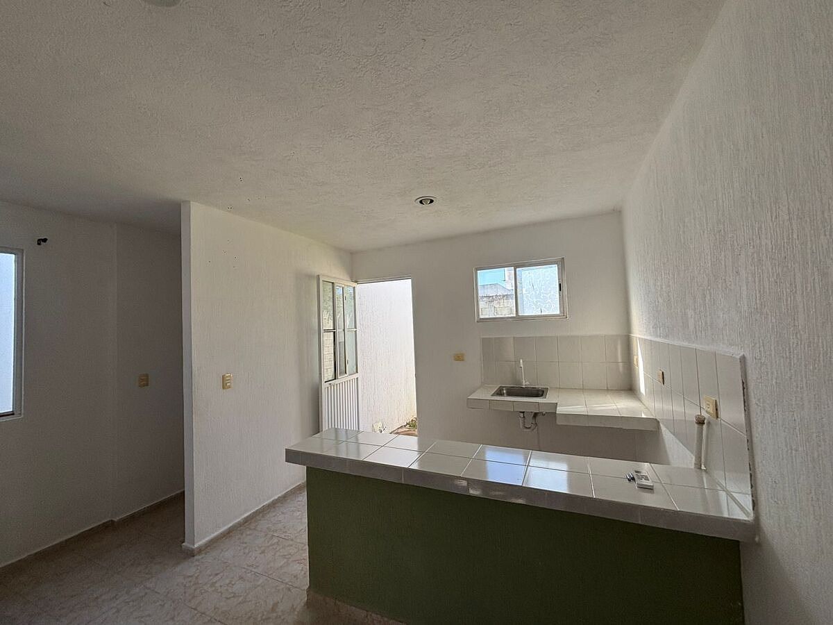 House in Los Almendros, Mérida, photo 3 of 10