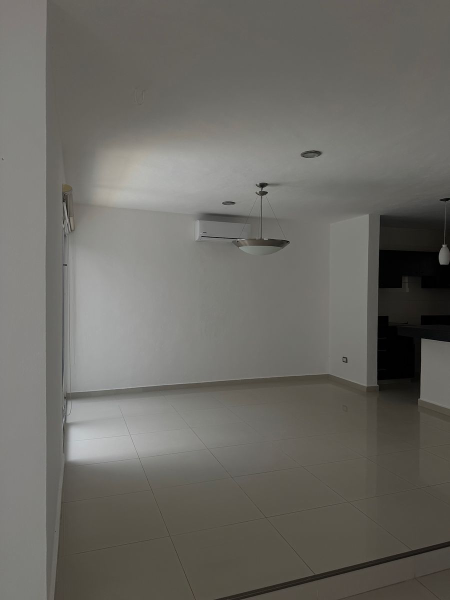 Oficina en Montebello, Mérida, foto 10 de 12