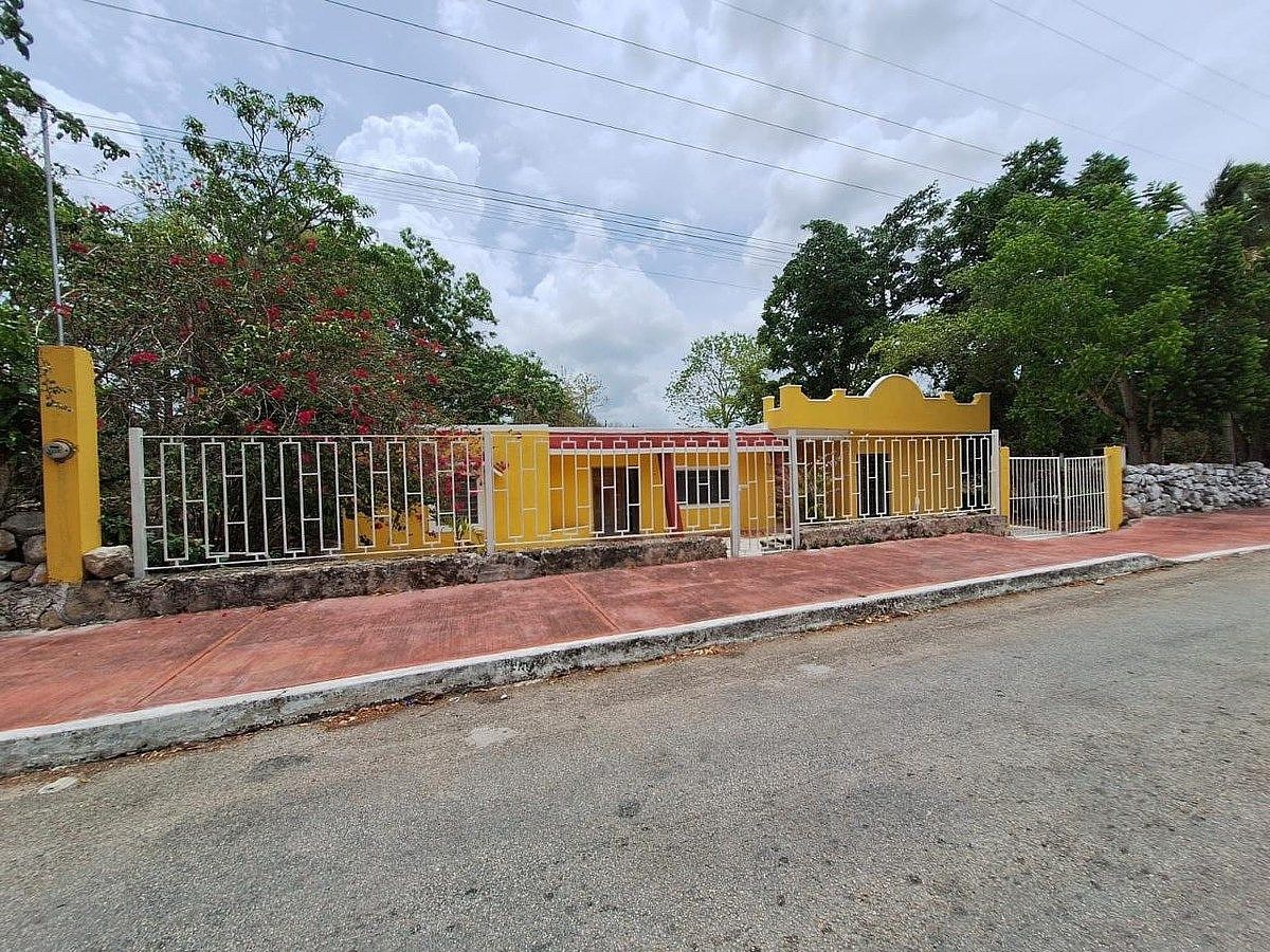 EN VENTA CASA CON AMPLIO TERRENO EN TEPAKAN, foto 1 de 10