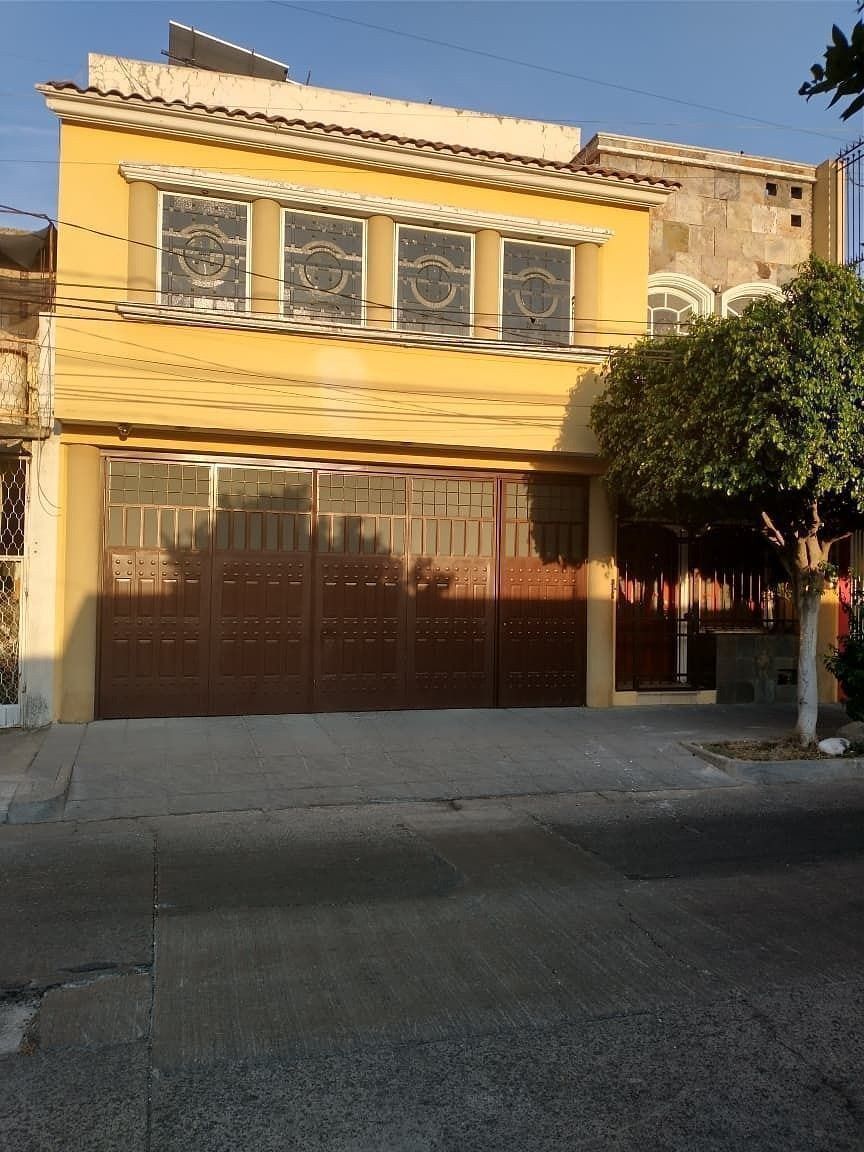 Casa em Quinta Velarde, Guadalajara, foto 2 de 12