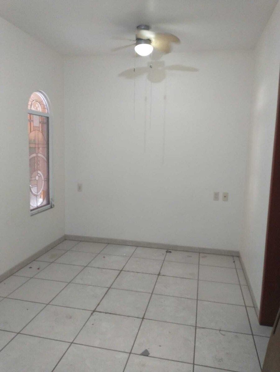 Casa em Quinta Velarde, Guadalajara, foto 9 de 12