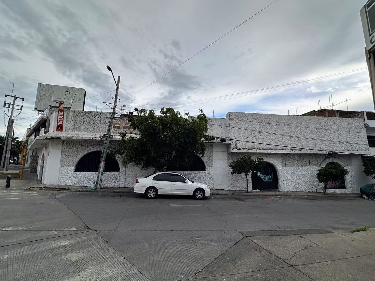Edificio en Tlaquepaque Centro, Tlaquepaque, foto 3 de 18