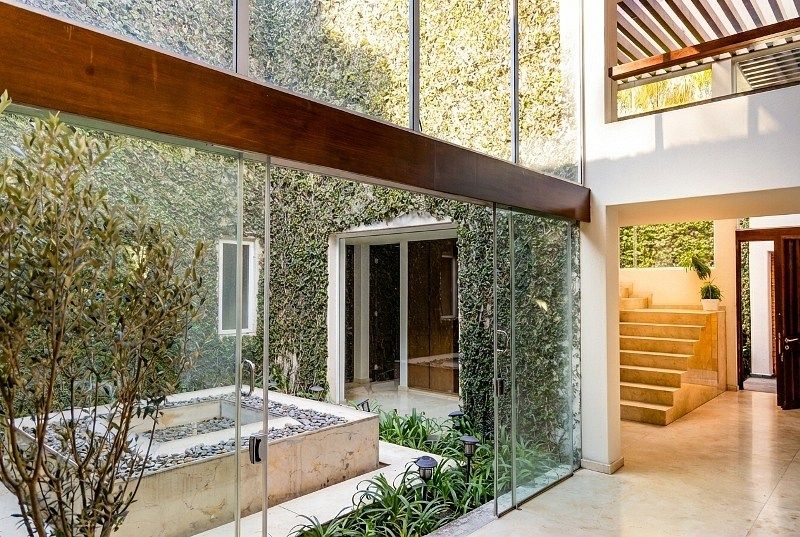 Excellent House for Sale in Cda. with Security, Pedregal, photo 1 of 17