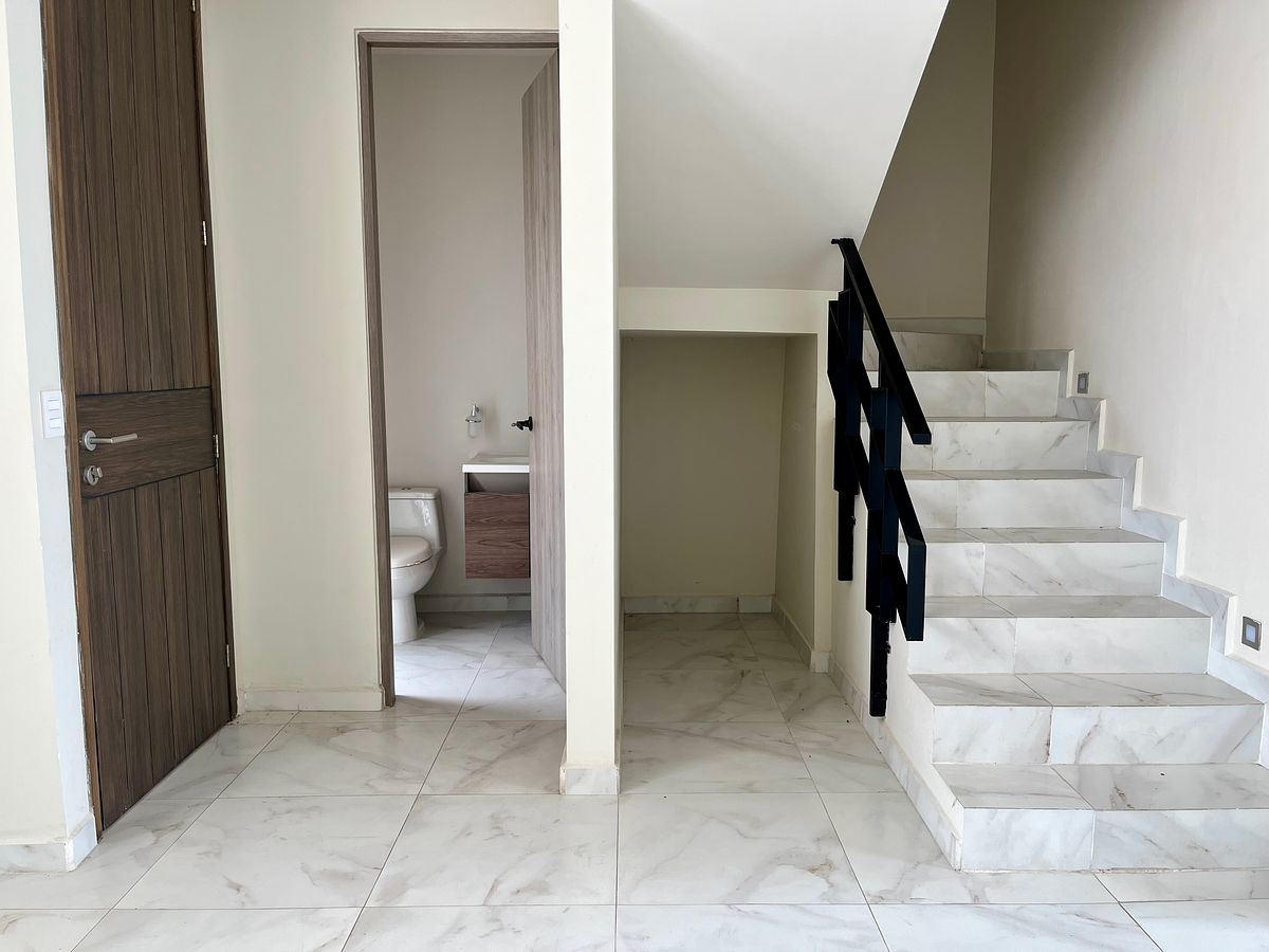 House in Gated Community in Jardines de Santa Anita, Tlajomulco de Zúñiga, photo 5 of 25