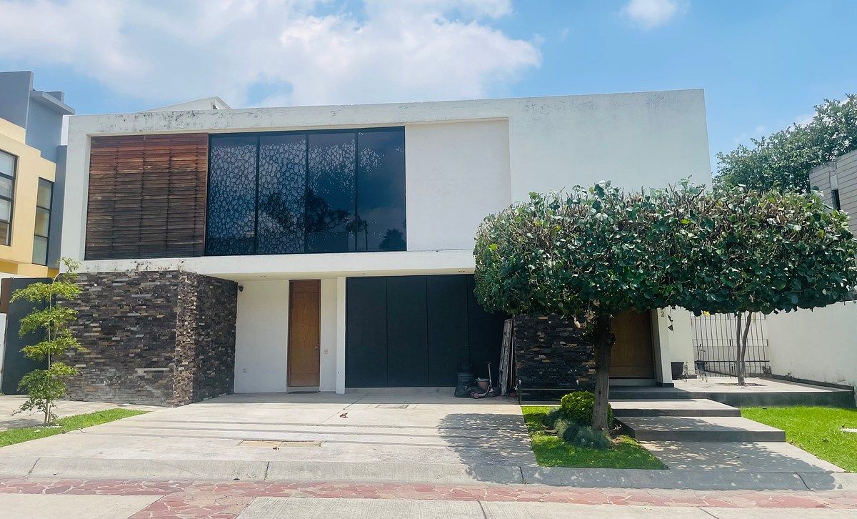 Casa de luxo para ALUGUEL no CONDOMÍNIO CAMPO NOGAL, foto 1 de 13