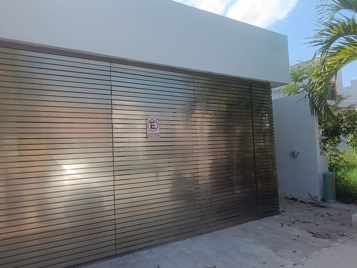 House in Las Américas, Mérida, photo 2 of 38