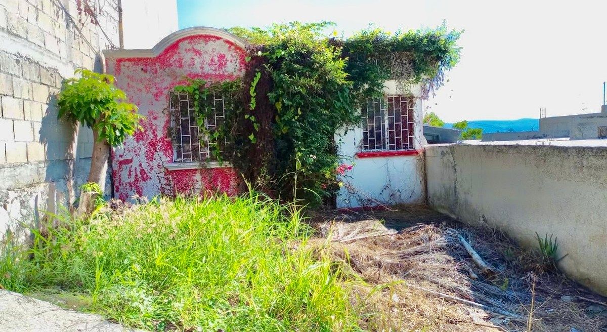 SE VENDE CASA FRACC. LAS AGUILAS $700,000 TUXTLA, foto 1 de 8