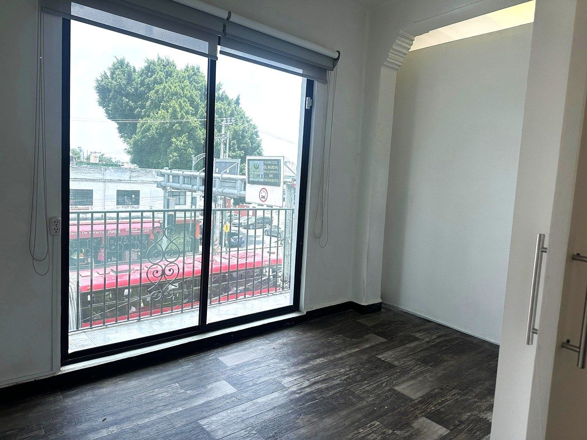 Office in Tepeyac Insurgentes, Gustavo A. Madero, photo 2 of 8