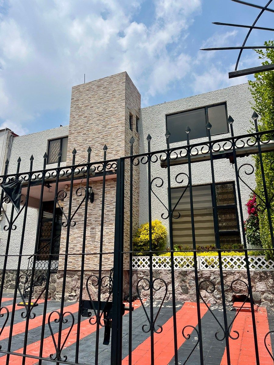 House in Jardines de San Mateo, Naucalpan de Juárez, photo 3 of 40