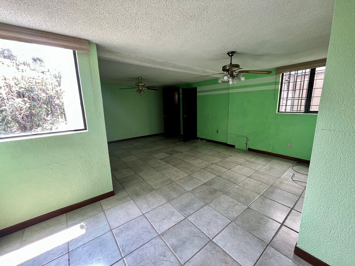 House in Jardines de San Mateo, Naucalpan de Juárez, photo 33 of 40