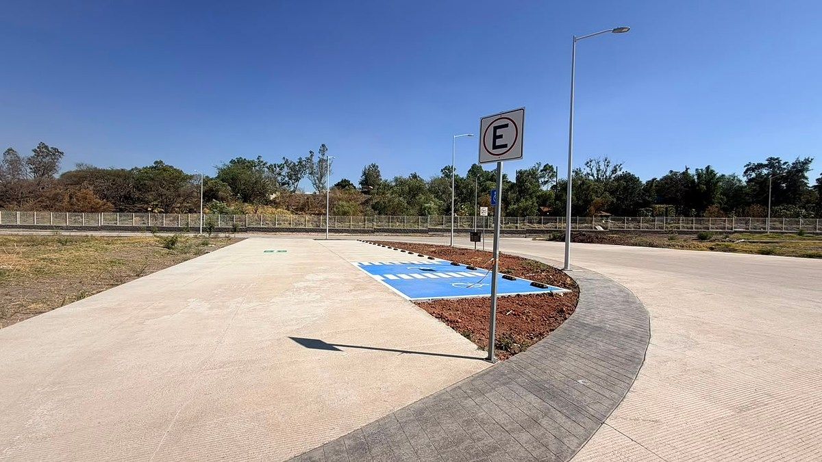 Galpão comercial em Jardines del Capulín, Tlajomulco de Zúñiga, foto 17 de 18