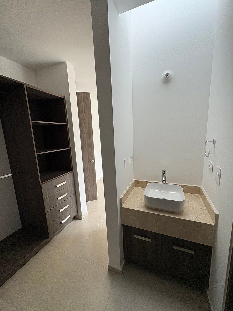 Casa em condomínio fechado em Zákia, El Marqués, foto 28 de 36