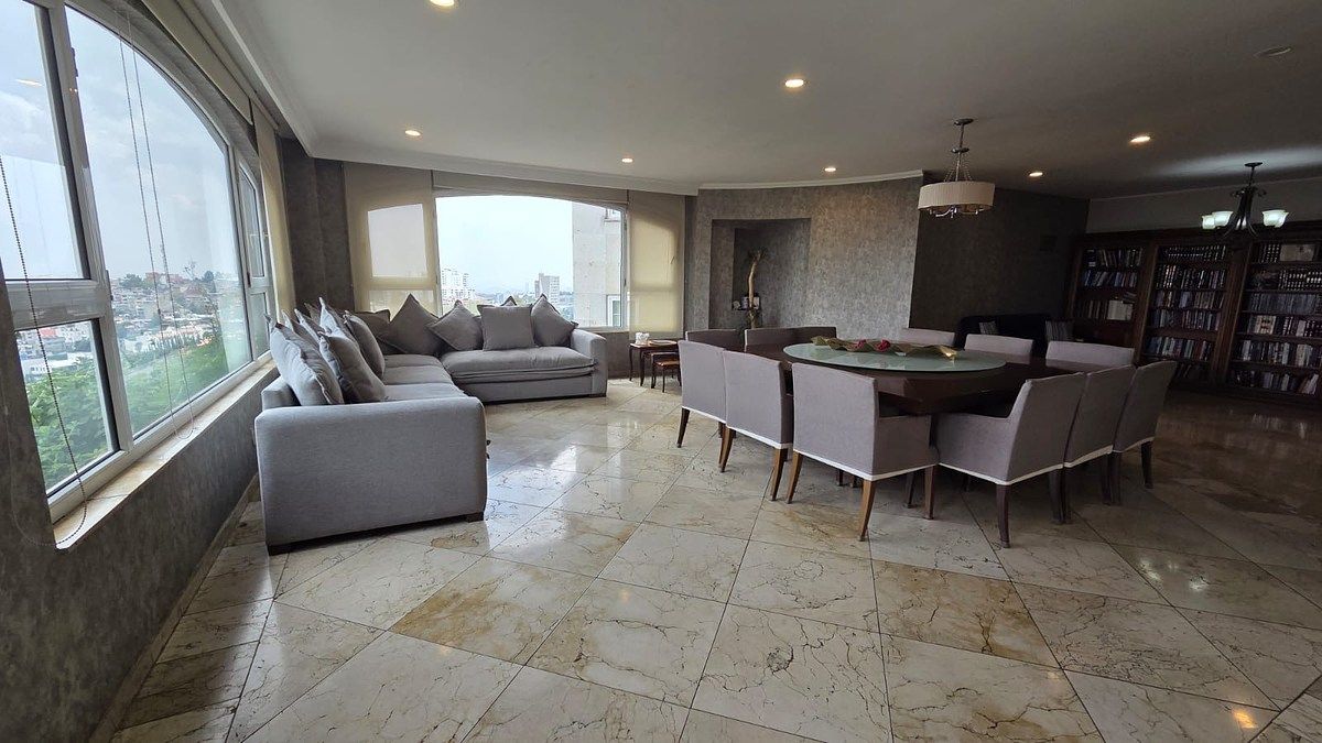 Apartamento à Venda em Lomas Country, foto 1 de 24