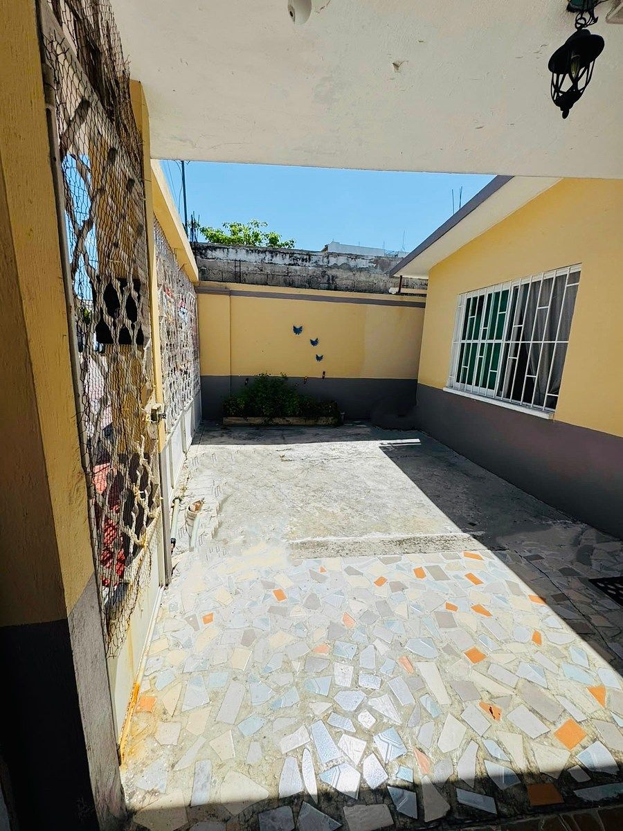 Casa en Héctor Pérez Martínez, Carmen, foto 4 de 14