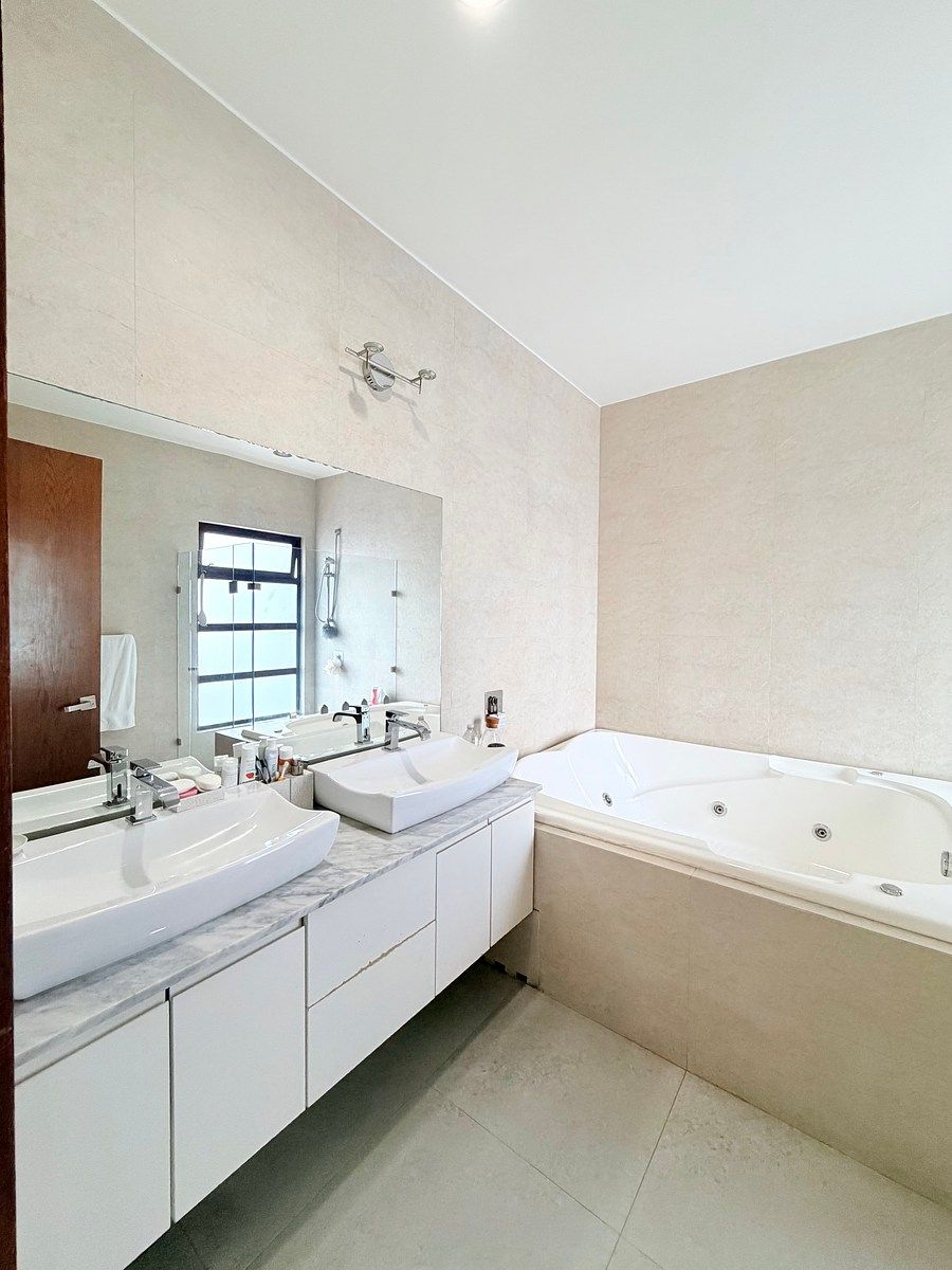 House in Gated Community in Puerta del Bosque, Zapopan, photo 26 of 29