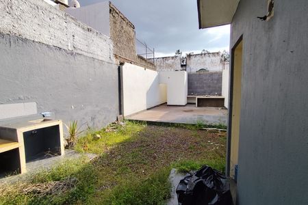 Selling land on Av. San Isidro. 108 meters.