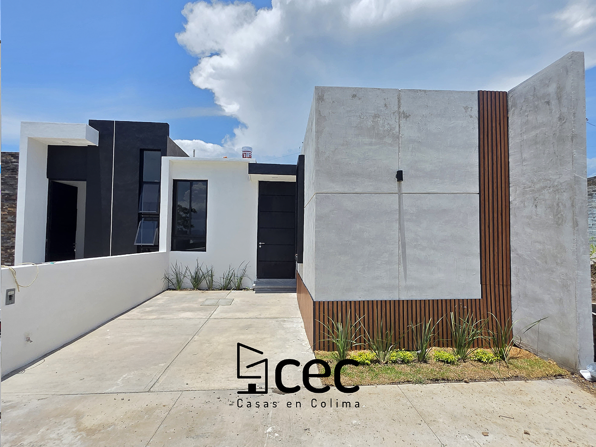 Casa en Venta 1 Planta, 3 Recámaras, 2 Baños, Cochera para 1 Auto