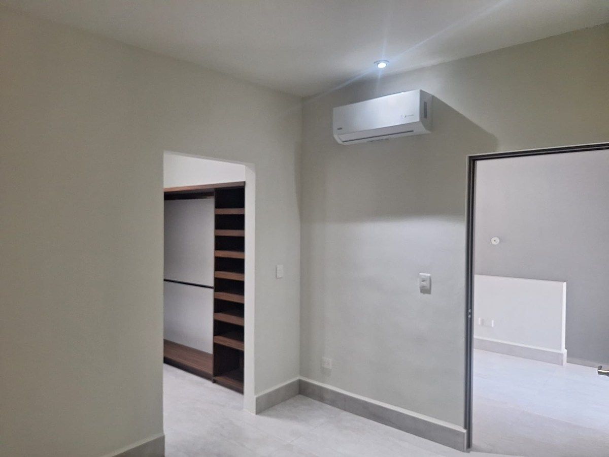 Casa em Amara, Santiago, foto 6 de 17