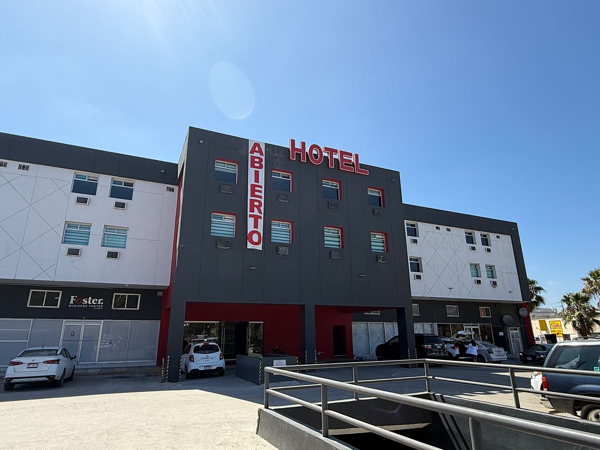 Hotel en Venta ubicado en Zona Centro, Tijuana, 3431m2, foto 1 de 10