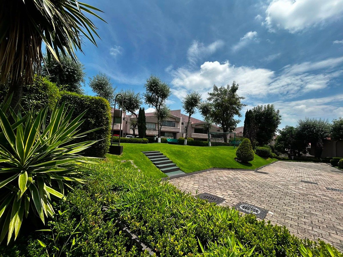 Casa em Lomas Country Club, Naucalpan de Juárez, foto 2 de 6