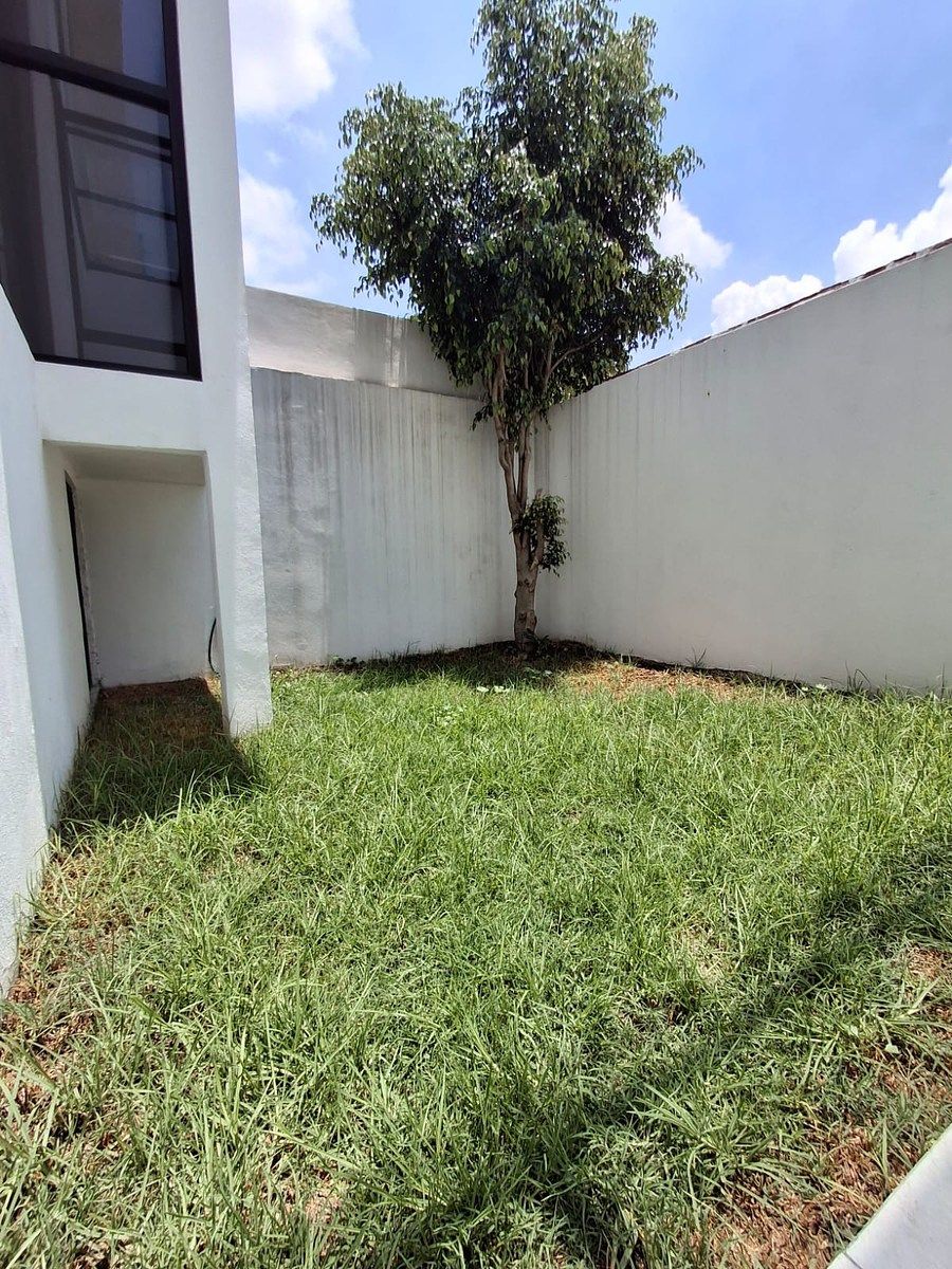 House in Ciudad Satélite, Naucalpan de Juárez, photo 17 of 18