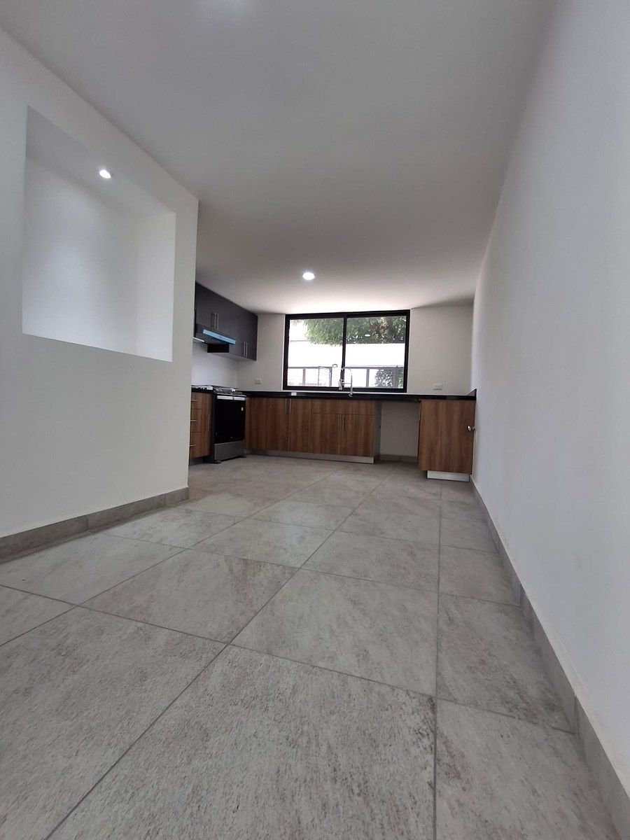 House in Ciudad Satélite, Naucalpan de Juárez, photo 18 of 18