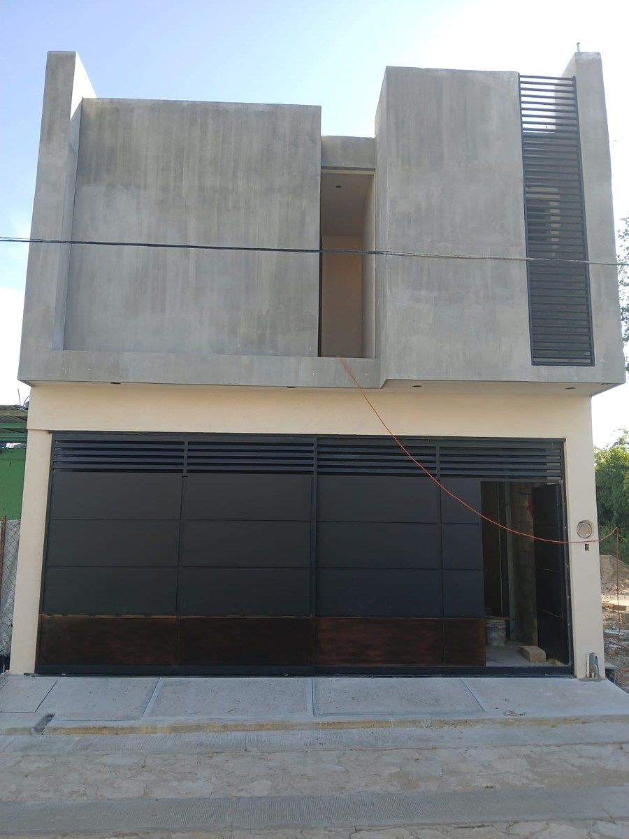 New House in Northwest Zone, photo 1 of 15