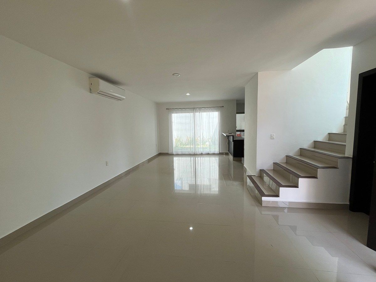 Casa en Jardines de las Flores, Tuxtla Gutiérrez, foto 2 de 34