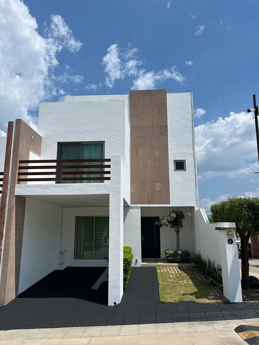 CASA EN VENTA JARDÍN DE LAS FLORES, foto 1 de 34