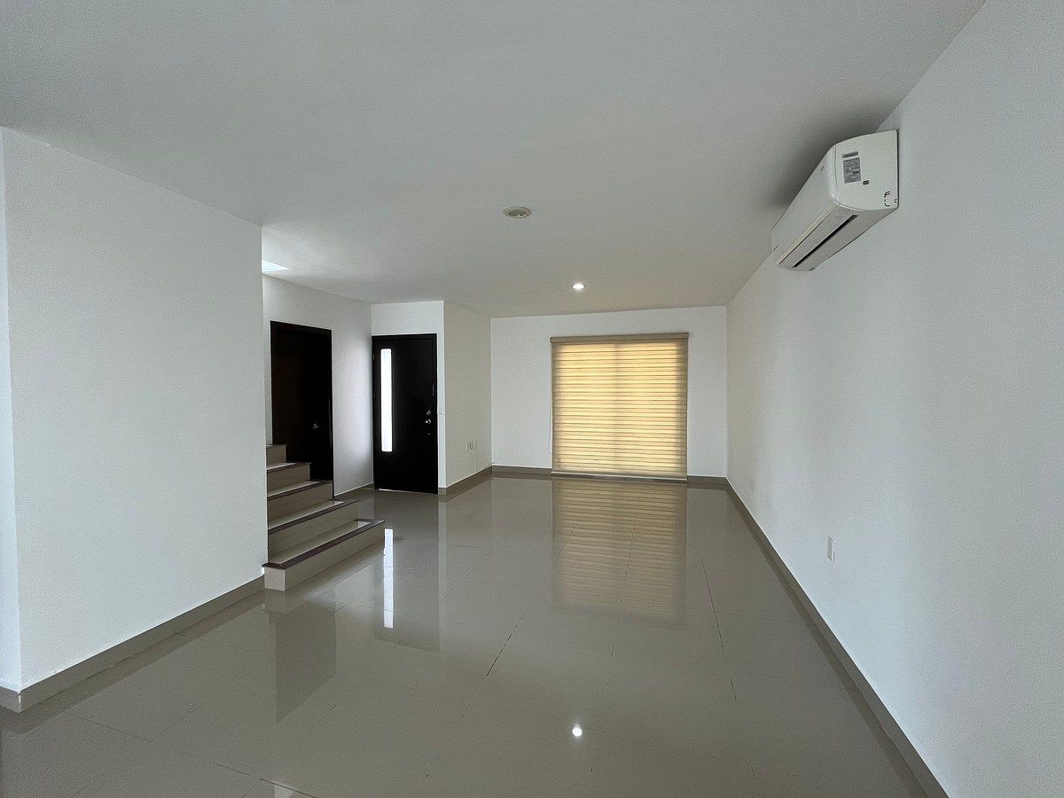 Casa en Jardines de las Flores, Tuxtla Gutiérrez, foto 5 de 34