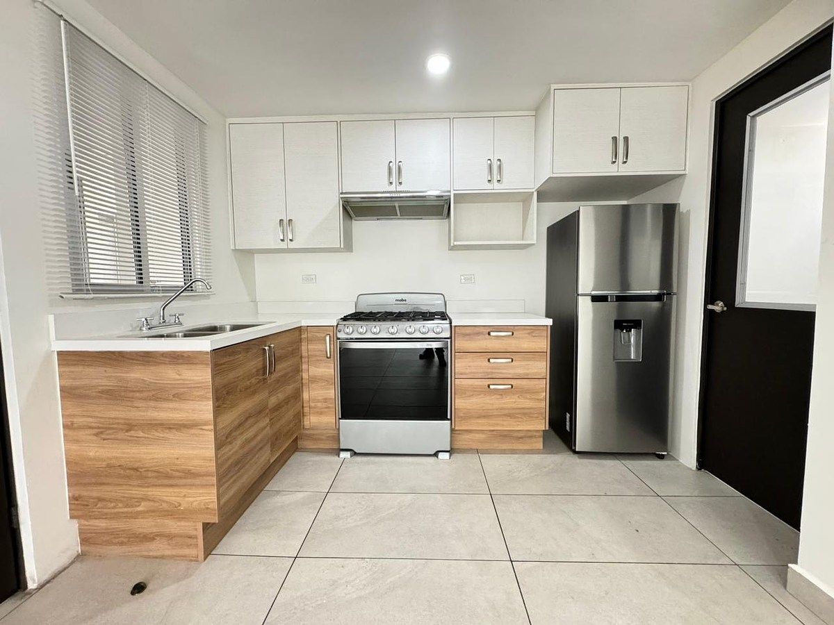 Apartment in Colinas de California, Tijuana, photo 3 of 21