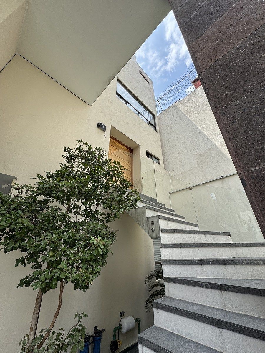 Casa em condomínio fechado em Fuentes del Pedregal, Tlalpan, foto 2 de 41