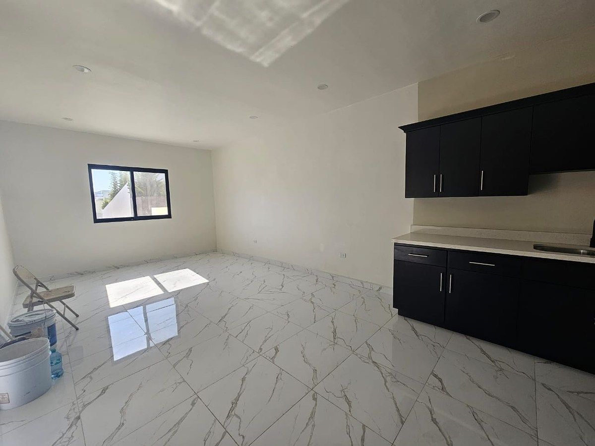 House in Residencial San Marino, Tijuana, photo 5 of 24