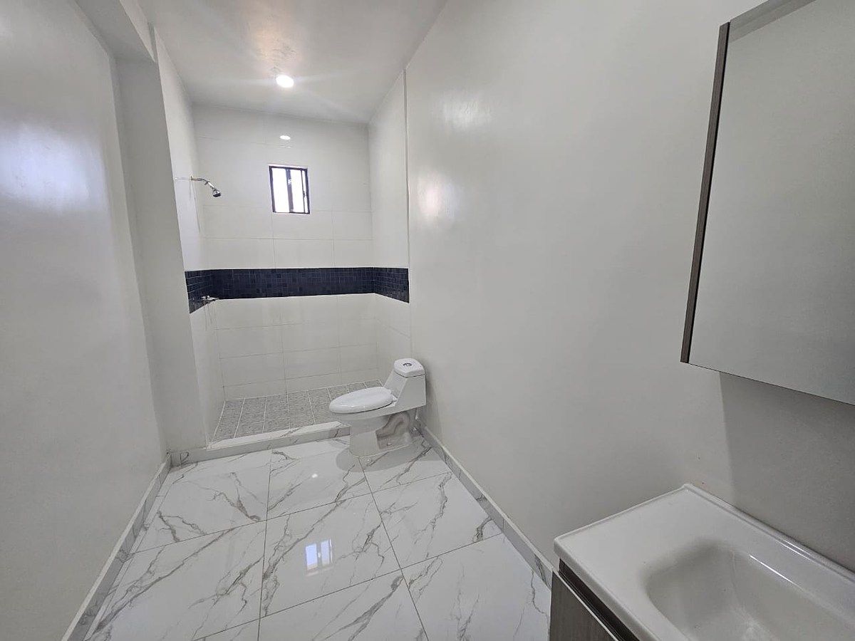 House in Residencial San Marino, Tijuana, photo 11 of 24