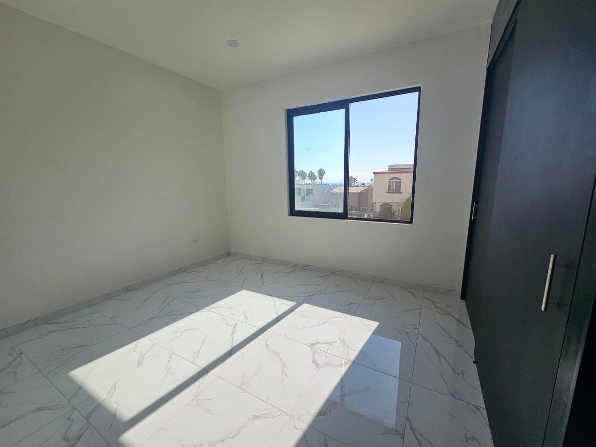 House in Residencial San Marino, Tijuana, photo 12 of 24