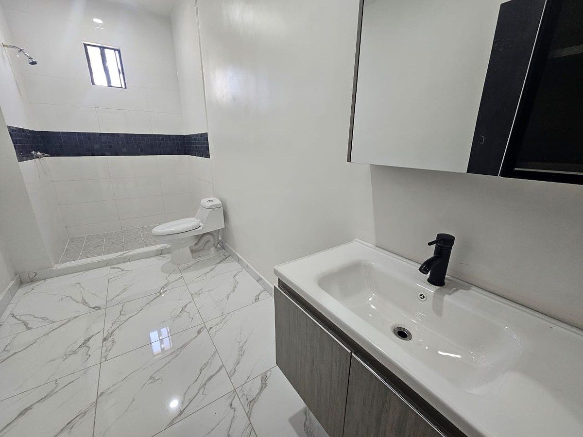 House in Residencial San Marino, Tijuana, photo 14 of 24
