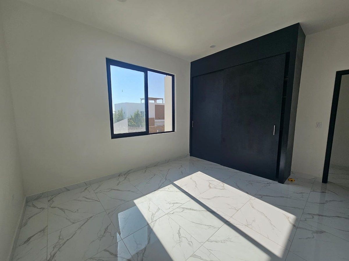 House in Residencial San Marino, Tijuana, photo 13 of 24