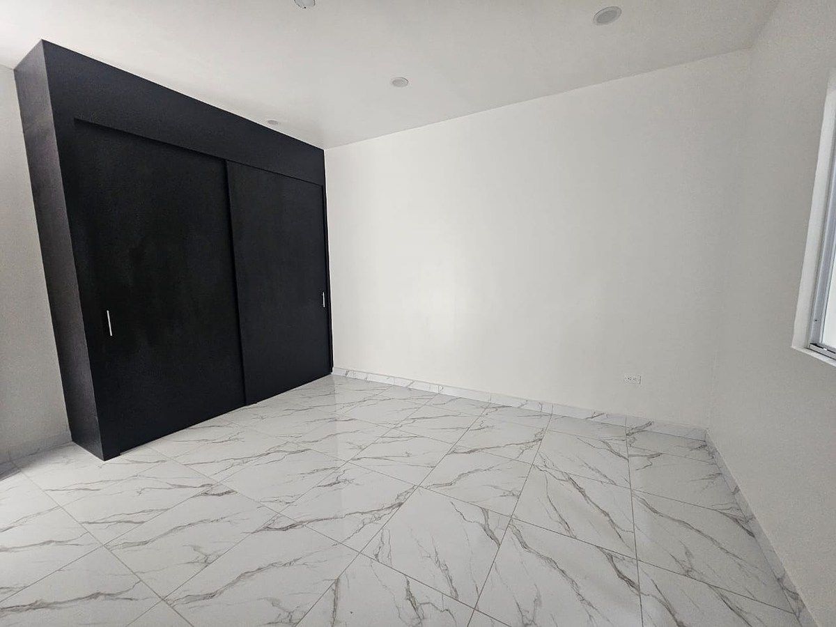 House in Residencial San Marino, Tijuana, photo 18 of 24