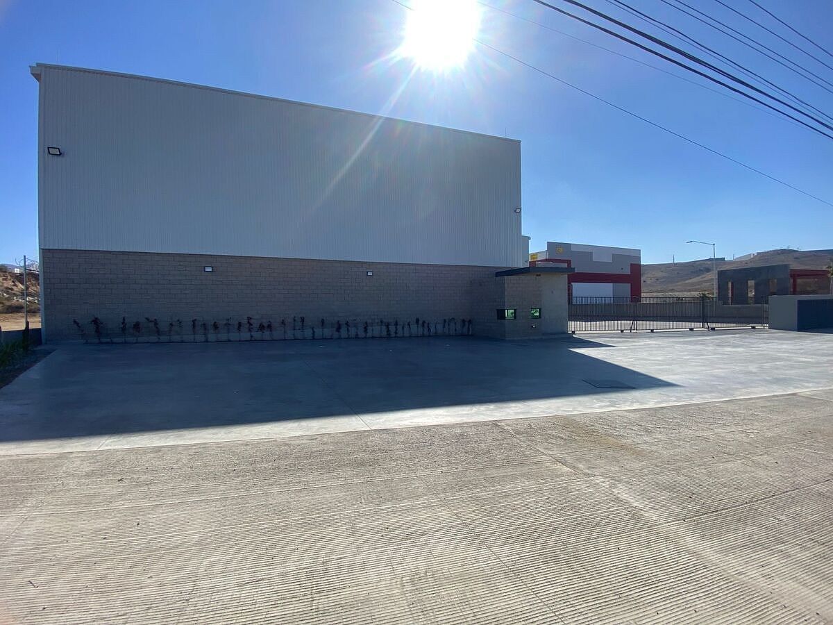 Commercial warehouse in El Florido 1st Section, Tijuana, photo 1 of 26